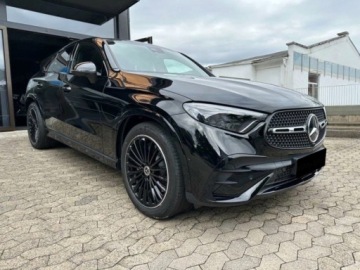 Mercedes GLC C254/X254 2025 GLC Coupe 300 e 4-Matic AMG Line 2.0 (360KM) 2025, zdjęcie 2