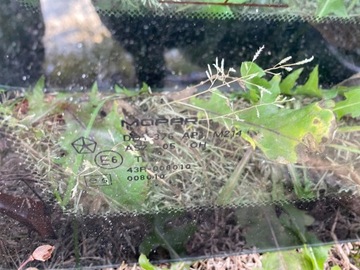 JEEP COMMANDER XK SKLO (OKNO) KAROSERIE LEVÝ ZADNÍ