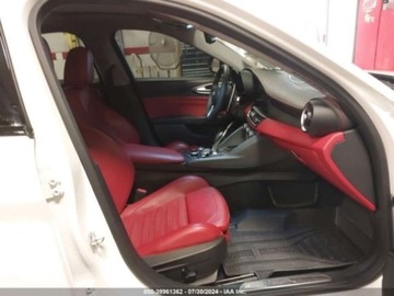 Alfa Romeo Giulia II 2019 Alfa Romeo Giulia 2019 Alfa Romeo Giulia Ti Sport AWD 2.0 Benzyna 280KM, zdjęcie 4