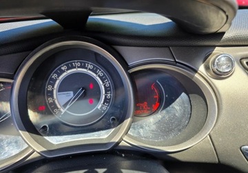 Citroen C3 II Hatchback facelifting 1.2 VTi 82KM 2016 Citroen C3 1,2 Benzyna 82 KM GWARANCJA Zamiana Zarejestrowany 1.2 Benzyna, zdjęcie 25