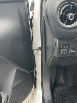 Toyota Auris II Hatchback 5d Facelifting 1.8 Hybrid 136KM 2017 Toyota Auris Hybryda Klimatronik Podgrz. Kamera, zdjęcie 6