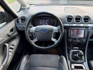 Ford S-Max I Van Facelifting 1.6 EcoBoost 160KM 2014 Ford S-Max 1.6 T 160 KM Titanium Alcantara Xenony, zdjęcie 19
