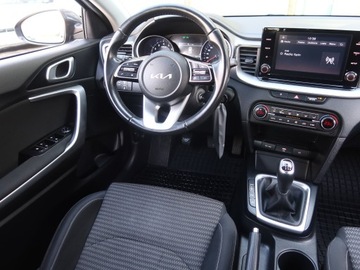 Kia Ceed III Kombi Facelifting 1.5 T-GDI 160KM 2022 Kia Ceed 1.5 T-GDI, Salon Polska, 1. Właściciel, zdjęcie 6