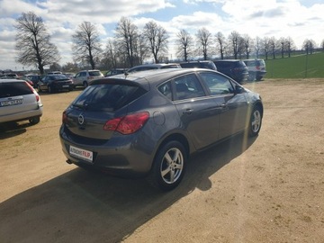 Opel Astra J Hatchback 5d 1.4 Turbo ECOTEC 120KM 2012 Opel Astra 1.4 120 Km Klima Elektryka Parktronik, zdjęcie 4