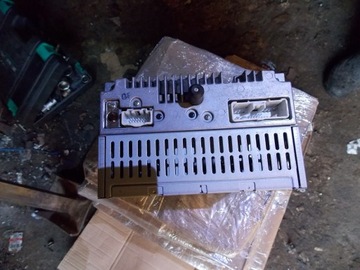 RADIO CD ORYGINAŁ MAZDA PREMACY 99-05 TANIO