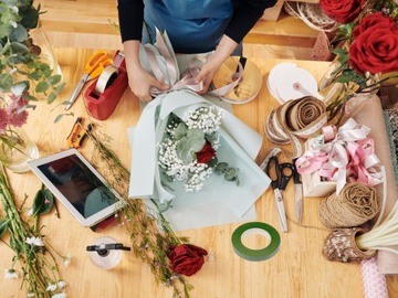 ЗЕЛЕНАЯ ФЛОРИСТИЧЕСКАЯ ЛЕНТА ДЛЯ ЦВЕТОВ