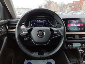 Skoda Kamiq Crossover 1.0 TSI 110KM 2023 Škoda Kamiq 1.0 TSI Ambition DSG 1.0TSI 110KM DSG, zdjęcie 14