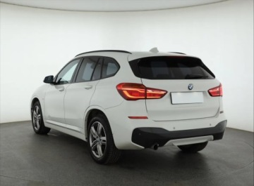 BMW X1 F48 Crossover xDrive18d 150KM 2016 BMW X1 xDrive18d, Salon Polska, Serwis ASO, 4X4, zdjęcie 2