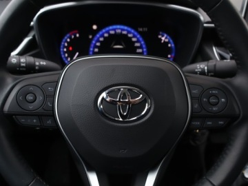 Toyota Corolla XII Sedan 1.5 VVT-i 125KM 2022 Toyota Corolla 1.5 VVT-i, Salon Polska, zdjęcie 17