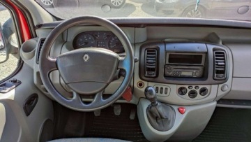 Renault Trafic II 2004 Renault Trafic 1.9D 101KM Klima Elektryka 9 Osobowy Super Stan Hak Prywatny, zdjęcie 24