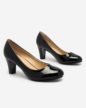 ЧЕРНЫЕ ЖЕНСКИЕ ТУФЛИ DEGONAE 40