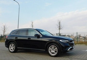 Mercedes GLC C254/X254 Coupe 2.0 200 204KM 2024 Mercedes-Benz GLC Gwarancja A.S.O Stan Nowy Faktura VAT 23 2.0 Benzyna, zdjęcie 33