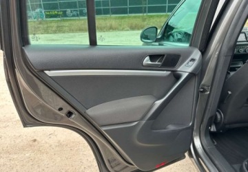 Volkswagen Tiguan I SUV Facelifting 2.0 TDI BlueMotion Technology 150KM 2016 Volkswagen Tiguan Volkswagen Tiguan 2.0 TDI SCR 4MOTION BlueMotion Technol, zdjęcie 27