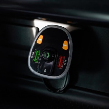 АВТОМОБИЛЬНОЕ ЗАРЯДНОЕ УСТРОЙСТВО ПЕРЕДАТЧИК MAXLIFE RGB BT FM BLUETOOTH 2X USB