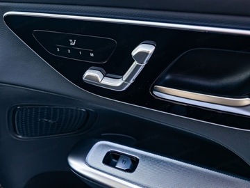 Mercedes GLC C254/X254 Coupe 2.0 220d 197KM 2026 GLC Coupe 220 d 4-Matic AMG Line 2.0 (197KM) 2026, zdjęcie 8