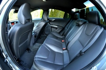 Volvo S60 II Sedan Facelifting 2.0 D2 DRIVE-E 120KM 2017 Volvo S60 2.0 D2 Lift Led FULL OPCJA Skóra Navi, zdjęcie 9