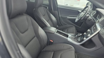 Volvo V60 I Kombi Facelifting 2.0 D3 136KM 2015 Volvo V60 duza navi super stan LEDY xsenon automat, zdjęcie 20