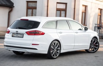 Ford Mondeo V Kombi 2.0 TDCi 180KM 2018 Ford Mondeo SW 2.0TDCI 180KM FullLedy Navi Camera Automat Alu 20 VAT 23, zdjęcie 12