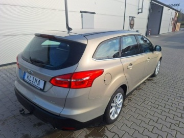 Ford Focus III Kombi Facelifting 1.5 EcoBoost 182KM 2016 Ford Focus Automat,Ksenoe Led,ASO FORD, zdjęcie 10