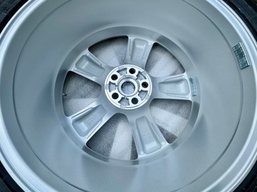 ALU RÁFKY LAND ROVER NEW DEFENDER ORIGINÁLNÍ 22" TOVÁRNÍ NOVÉ
