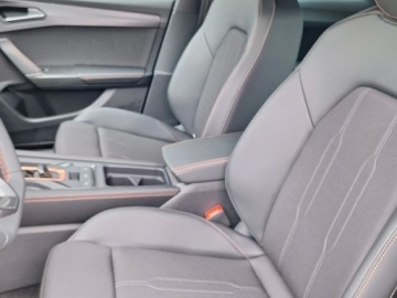 Cupra Leon II Sportstourer Facelifting 1.5 eTSI MHEV 150KM 2025 CUPRA Leon 1.5 eTSI mHEV DSG Combi 150KM 2025, zdjęcie 5