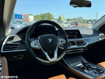 BMW X7 SUV Facelifting 3.0 40i 381KM 2022 BMW X7 xDrive40i, 3.0L 3.0 Benzyna 382KM, zdjęcie 9