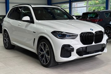 BMW X5 G05 SUV Plug-In 3.0 45e 394KM 2023 Od ręki - BMW X5 Bowers &amp; Wilkins + Zawieszenie pneumatyczne, zdjęcie 2