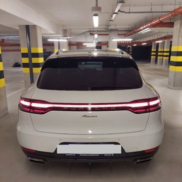 Porsche Macan 2020 Porsche Macan Porsche Macan, 2020r., 4x4, 2.0L 2.0 Benzyna 248KM, zdjęcie 3