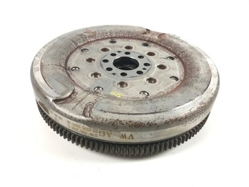 KOŁO DWUMASOWE SPRZĘGŁO AUDI RS3 8V 07K105266C