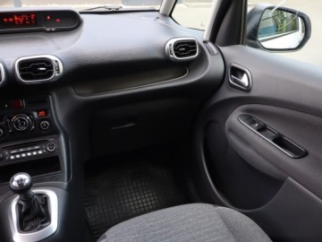 Citroen C3 Picasso 1.2 PureTech 110KM 2015 Citroen C3 Picasso 1.2 PureTech, Salon Polska, zdjęcie 7