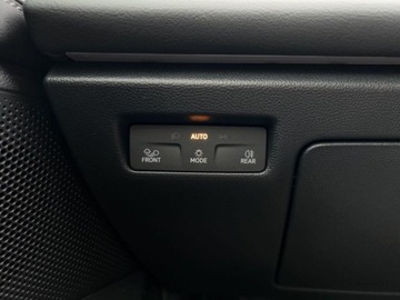 Volkswagen Passat B8 Variant Facelifting 2.0 TDI SCR 150KM 2024 Volkswagen Passat 2.0TDI 150KM Elegance DSG SerwisASO Acc Matrix Hak Navi, zdjęcie 20