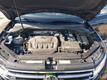 Volkswagen Tiguan II 2022 Volkswagen Tiguan SEL R-Line 2022 2.0 Benzyna 184KM, zdjęcie 10