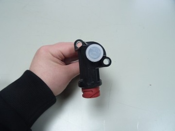 СИСТЕМА ОТОПЛЕНИЯ ТОПЛИВЫЙ ПОДОГРЕВАТЕЛЬ MAN TGA TGS TGX