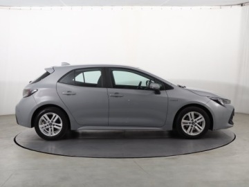 Toyota Corolla XII Hatchback 1.8 Hybrid 122KM 2019 Toyota Corolla 1.8 Hybrid, Salon Polska, zdjęcie 5