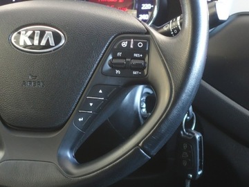 Kia Ceed II Kombi 1.6 GDI 135KM 2012 Kia Cee'd 1.6 Ben.135KM//Ledy/Czujniki, zdjęcie 21