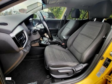 Kia Stonic I Crossover 1.4 DOHC 100KM 2018 Kia Stonic zarejestrowana, super wersja, bardzo ladna, GWARANCJA 1.4, zdjęcie 4