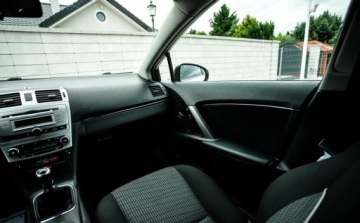 Toyota Avensis III Wagon Facelifting 1.8 Valvematic 147KM 2014 Toyota Avensis 1.8 benzyna 147KM LIFT po serwisie bezwypadkowy 1.8 Benzyna, zdjęcie 30