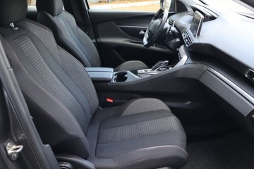 Peugeot 3008 II Crossover Facelifting  1.2 PureTech 130KM 2021 Peugeot 3008 1.2 PureTech, Salon Polska, zdjęcie 8