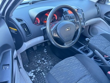 Kia Ceed I 2007 Kia Ceed 1.4 90KM Klima 2x kola 1-reka Gotowy do jazdy 1.4 Benzyna, zdjęcie 8