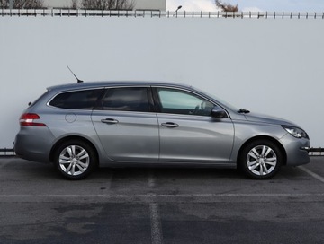 Peugeot 308 II SW 1.2 PureTech 130KM 2015 Peugeot 308 1.2 PureTech, Salon Polska, Navi, zdjęcie 5