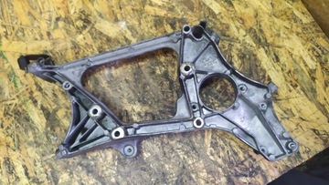 MERCEDES E TŘÍDA W212 2.2 CDI UCHYCENÍ MOTORU