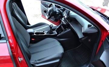 Peugeot 208 II Hatchback 1.2 PureTech 102KM 2019 Peugeot 208 1.2 i Navi Kamera Virtualny cocpit 1 rok gwarancji 1.2, zdjęcie 15