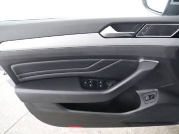 Volkswagen Passat B8 Variant Facelifting 2.0 TDI SCR 200KM 2022 Volkswagen Passat | Led Matrix | Hak | 4Motion | M, zdjęcie 9
