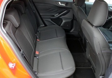 Ford Focus IV Kombi Facelifting 1.0 EcoBoost MHEV 155KM 2022 Ford Focus 1.0 EcoBoost Hybrid 155KM M6 TitaniumX SalonPL SerwisASO FVmarza, zdjęcie 13