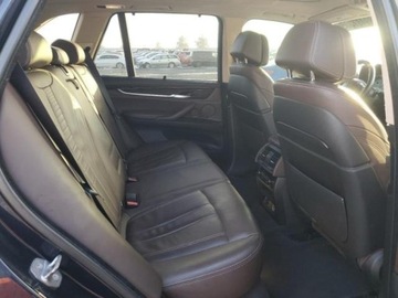 BMW X5 F15 2015 BMW X5 XDRIVE50I 4.4 Benzyna 445KM, zdjęcie 10