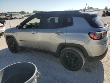 Jeep Compass II 2022 Jeep Compass 2022, Latitude, 2.4L, od ubezpieczalni 2.4 Benzyna 179KM, zdjęcie 5