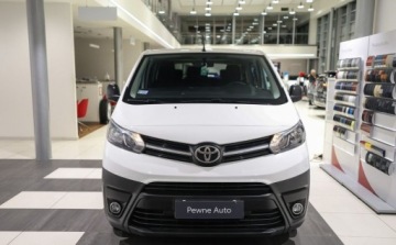 Toyota 2022 Toyota Proace Verso Proace Verso 9 osobowy 2.0 D-4D Long 2,8t 2.0 Diesel, zdjęcie 1