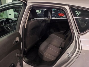 Opel Astra J GTC 1.4 Turbo ECOTEC 140KM 2013 Opel Astra J 1.4 Turbo 140 KM, zdjęcie 8