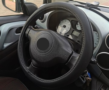VW Golf 4 5 6 Passat B5 B6 B7 Polo Up pokrowiec na kierownice perforowany
