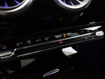 Mercedes CLA C118/X118 Shooting Brake Plug-In 1.3 250e 218KM 2021 Mercedes CLA 250 PHEV Multibeam LED, zdjęcie 30